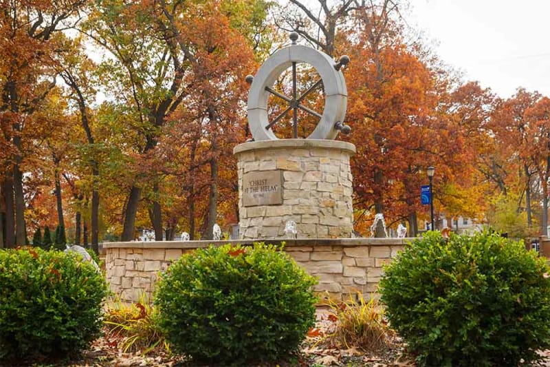 Bethel University Announces Oct. 1 Priority Action Date + $500 Visit Scholarship